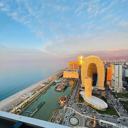 Luxury Batumi Hotel Εξωτερικό φωτογραφία