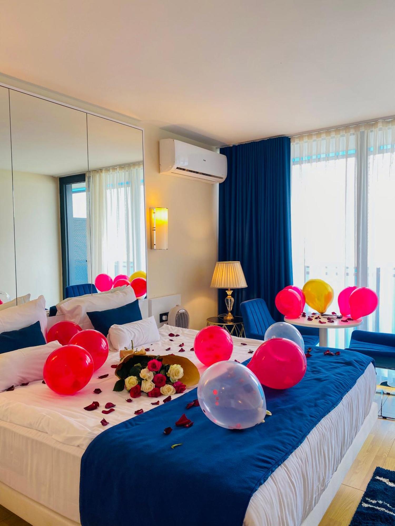 Luxury Batumi Hotel Εξωτερικό φωτογραφία