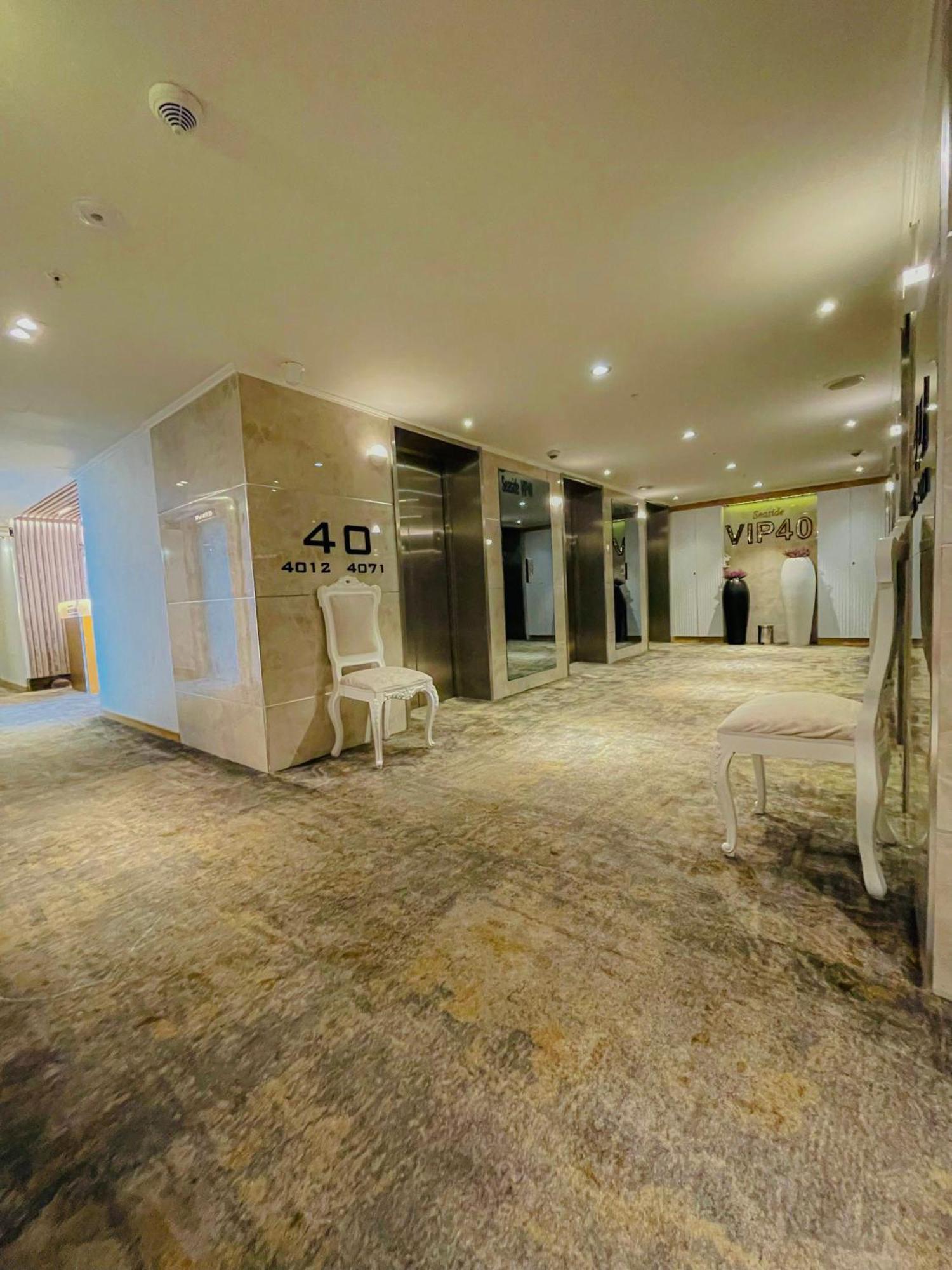 Luxury Batumi Hotel Εξωτερικό φωτογραφία