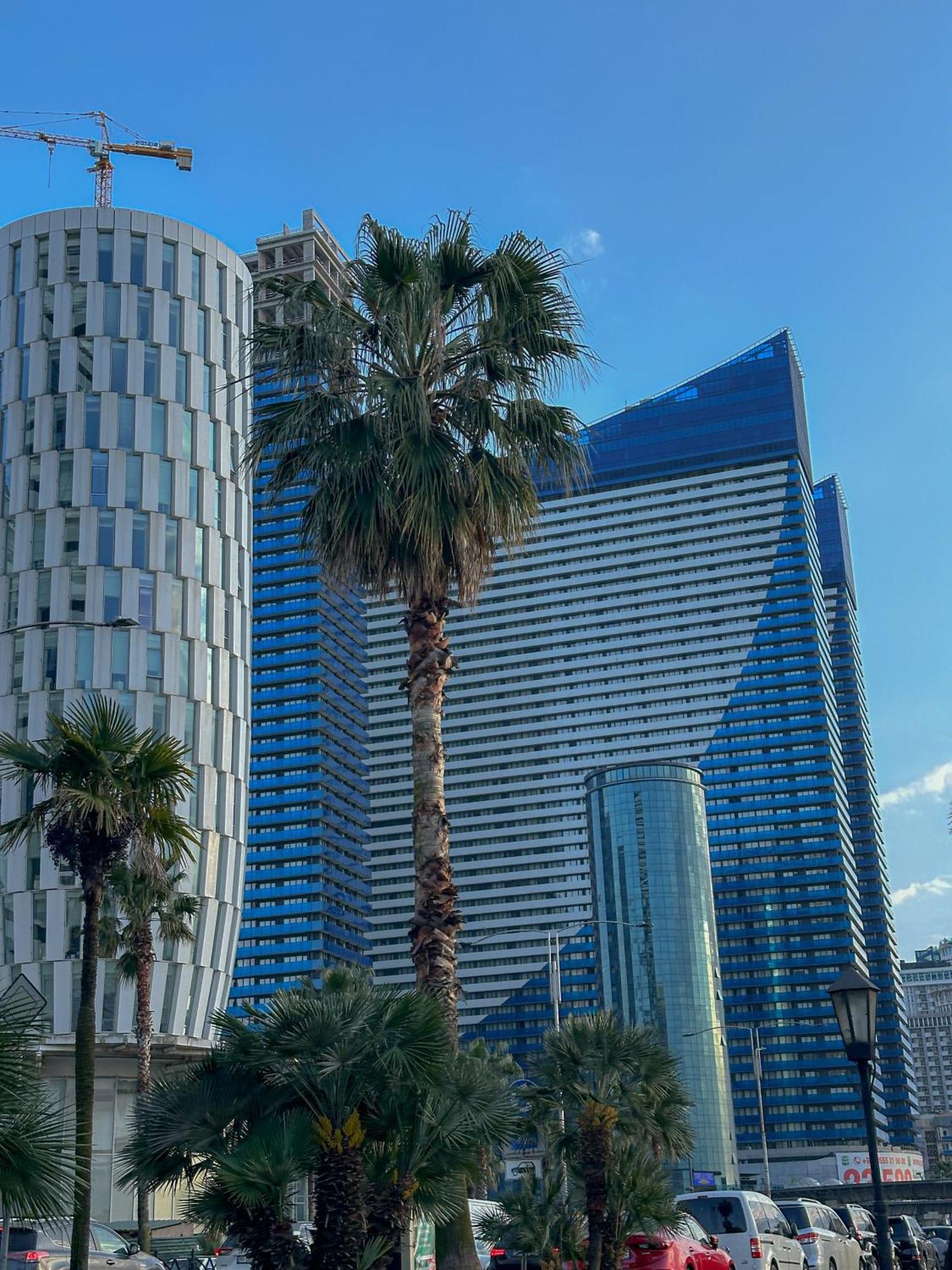 Luxury Batumi Hotel Εξωτερικό φωτογραφία