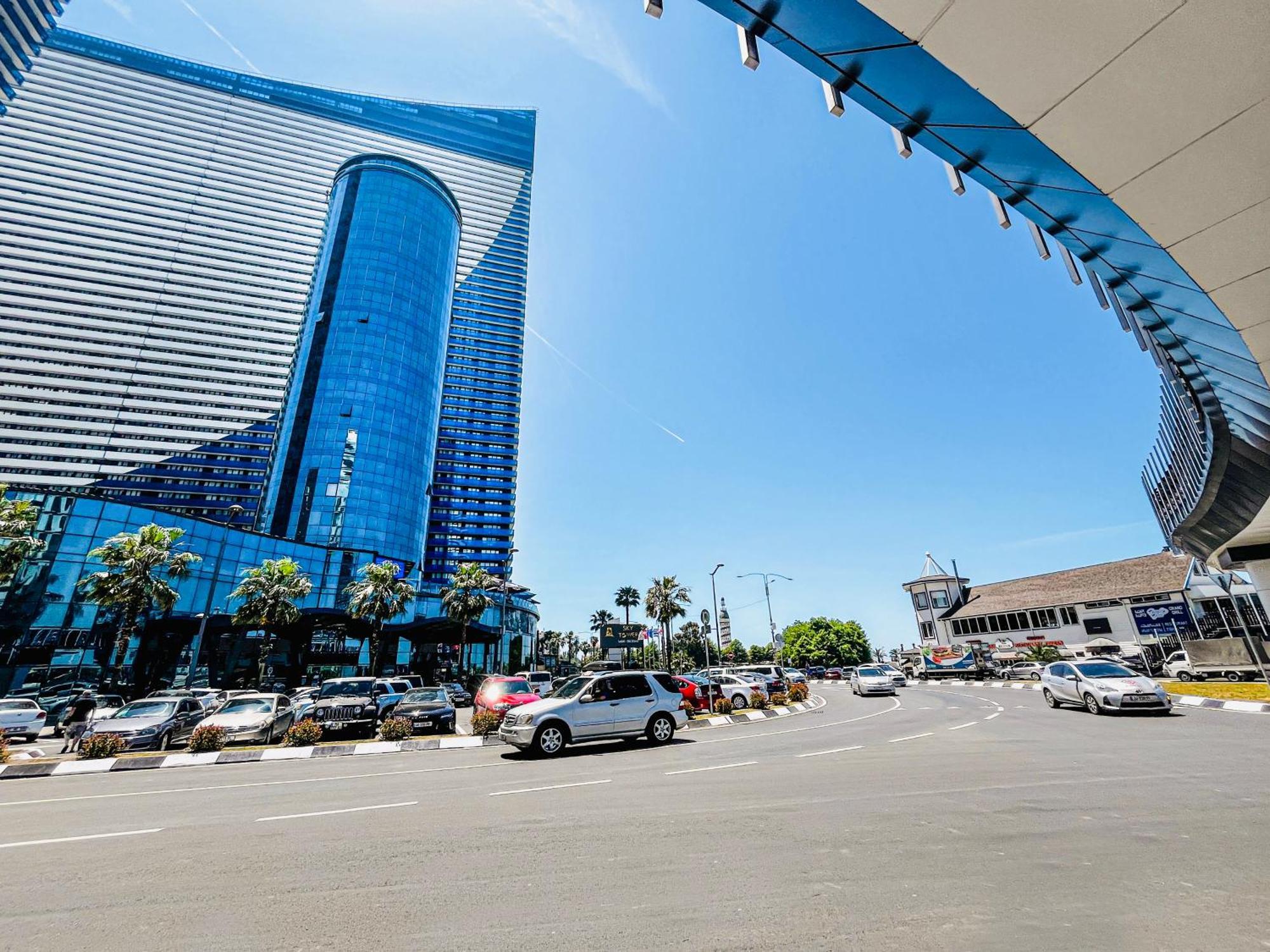 Luxury Batumi Hotel Εξωτερικό φωτογραφία